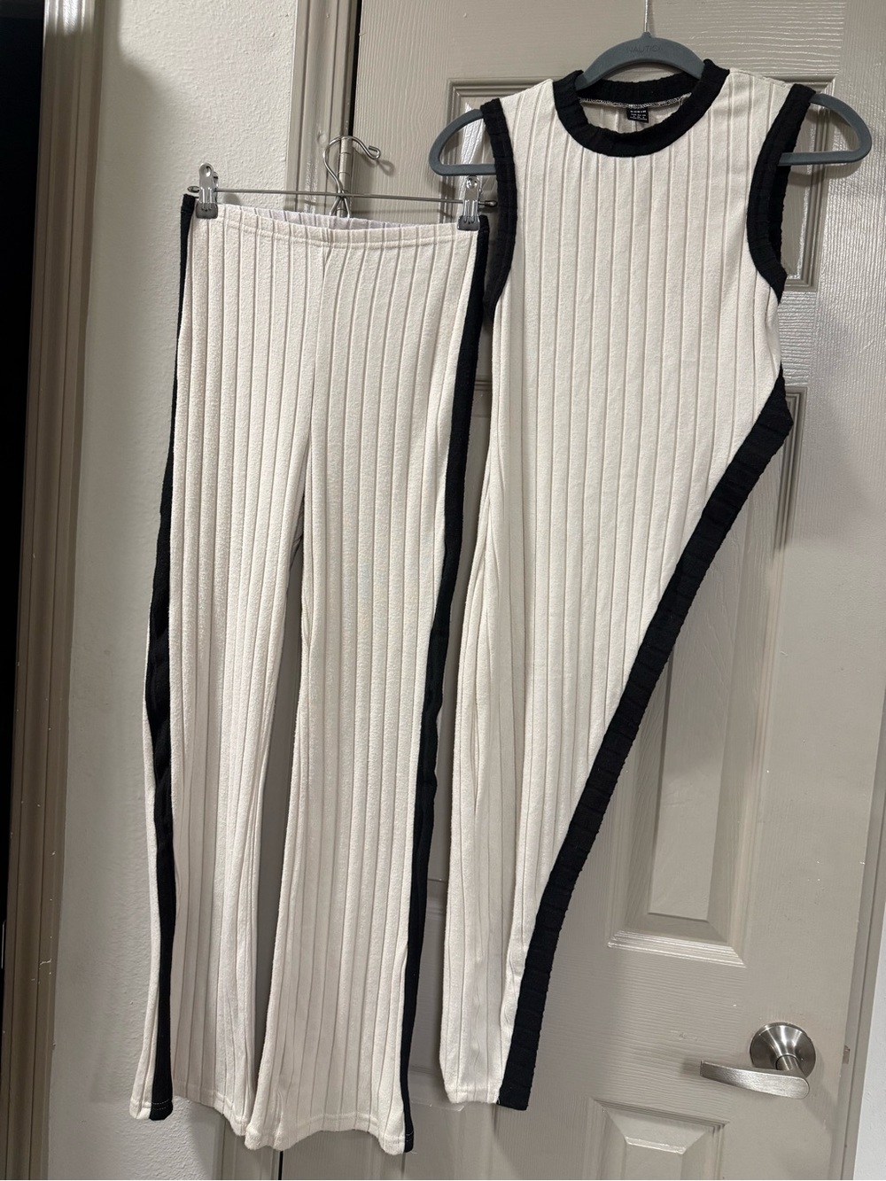 SHEIN White Ribbed Wide-Leg Two-Piece Set with Black Trim